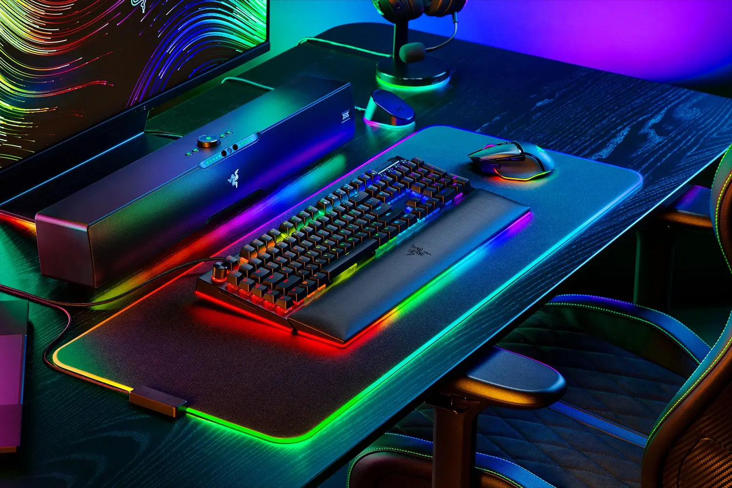 Razer BlackWidow V4 Pro, (RGB) Keyboard Black