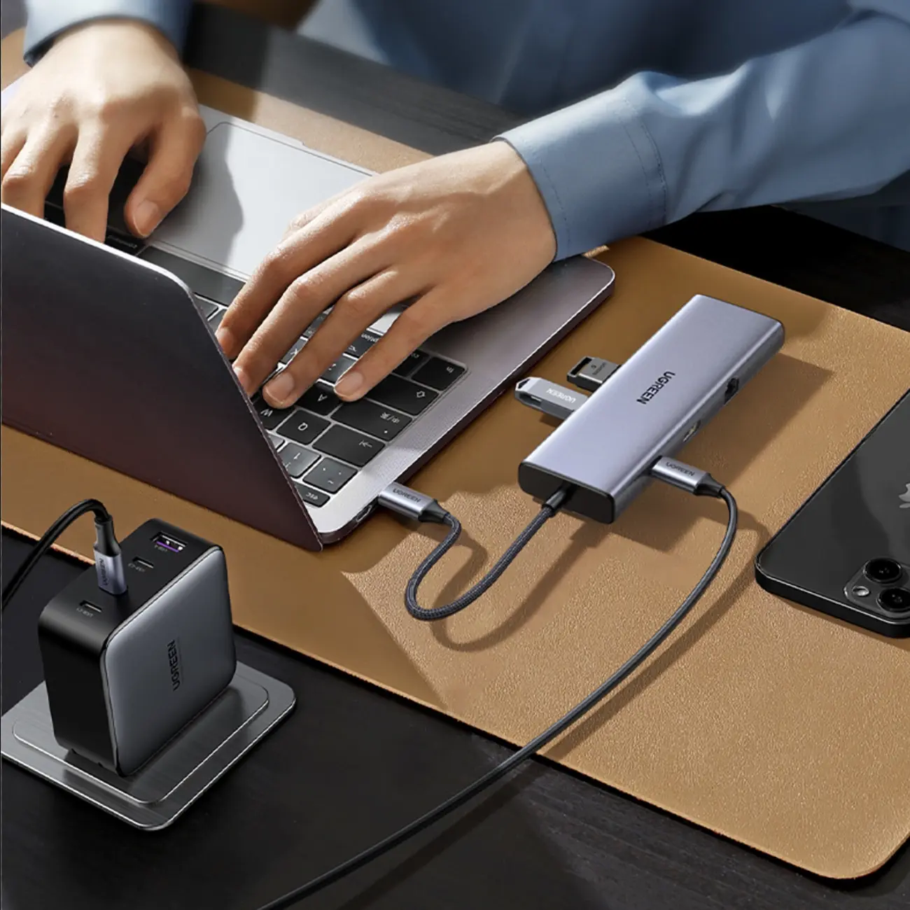 UGREEN CM498 USB HUB, USB-C, USB, HDMI, VGA, RJ45, SD, TF, Hub, Gray
