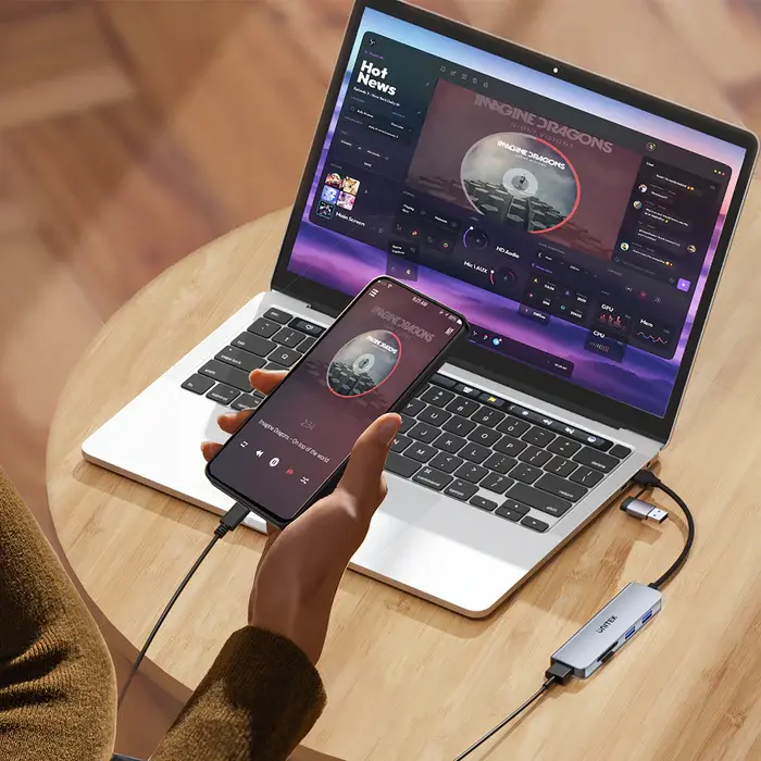 H1320A Unitek 5-in-1 USB-C 5Gbps Hub with USB-A Adapter